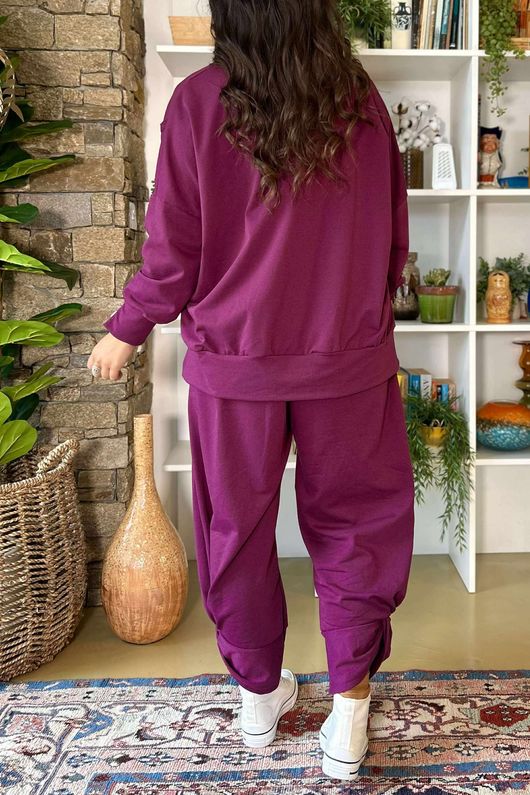 The Sunday Morning V Slouch Sweatshirt Aubergine